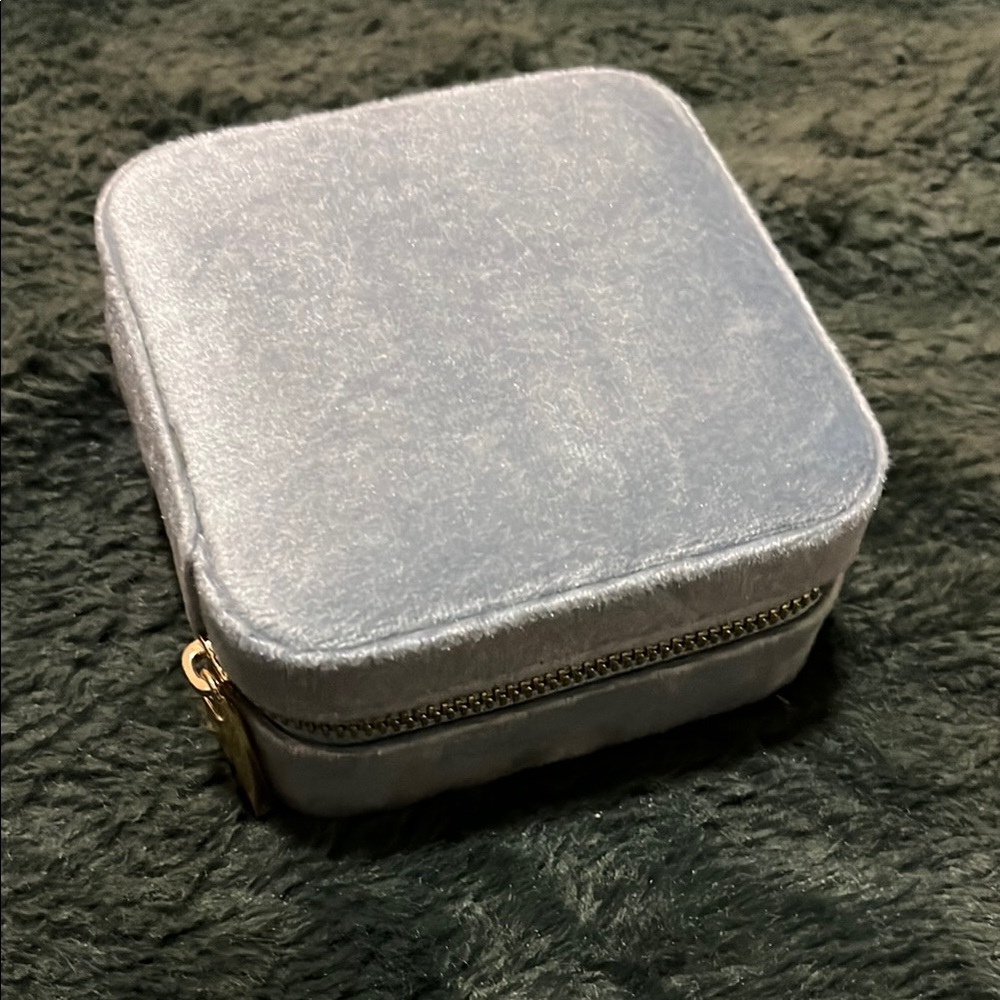 Elegant Silver Jewelry Box